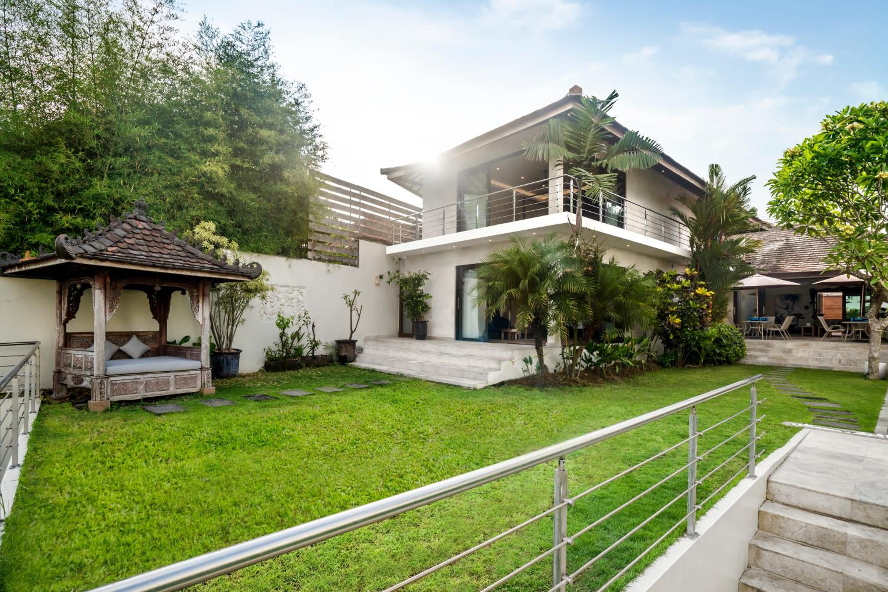 Villa Isolotto by BaliSuperHost