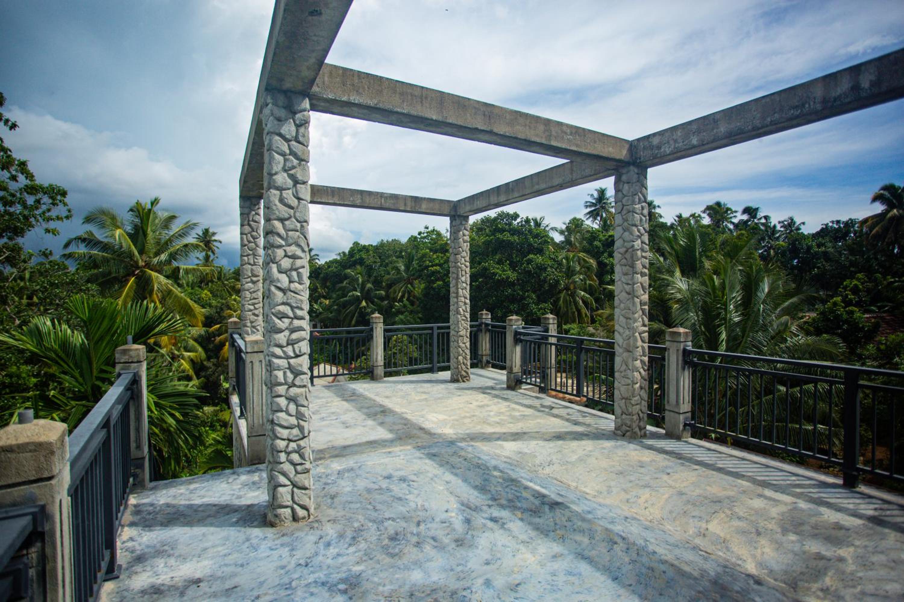 Gazania Inn view 2