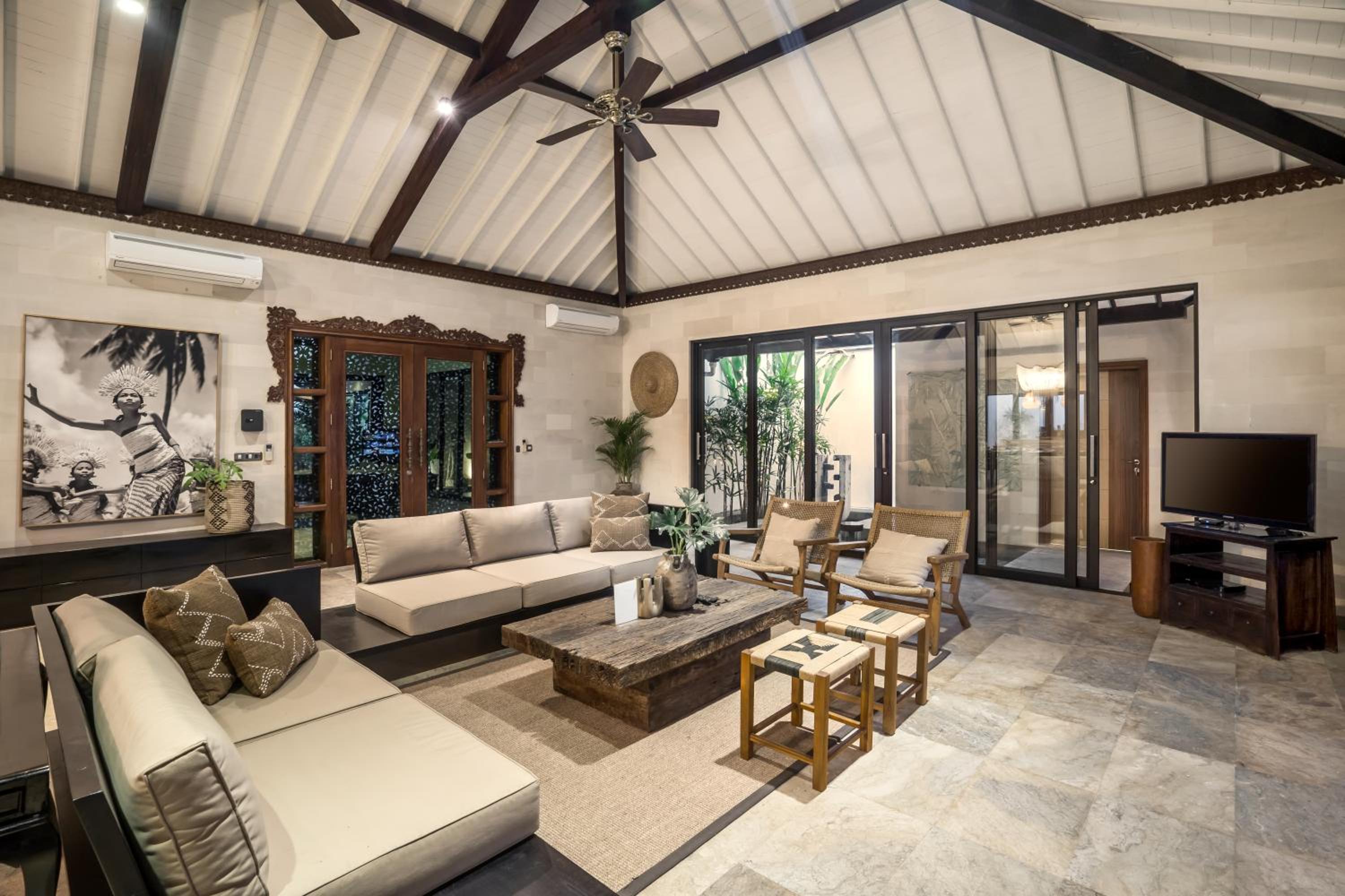 Villa Isolotto by BaliSuperHost