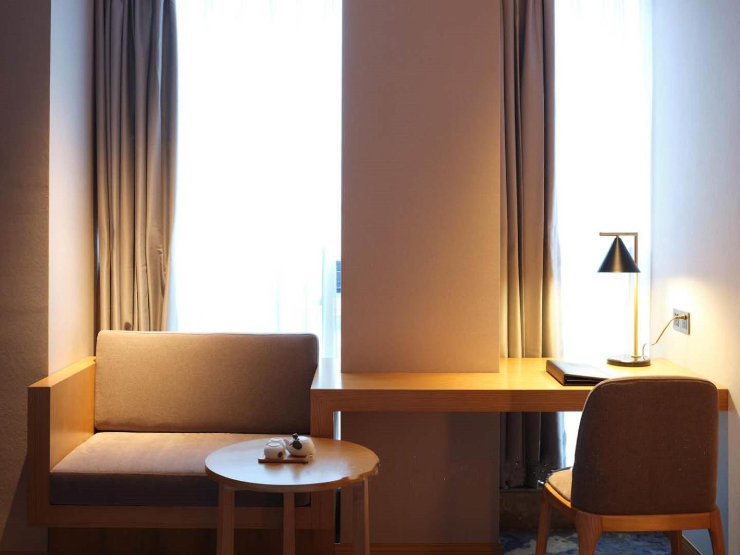 Baian Art Hotel Luzhou