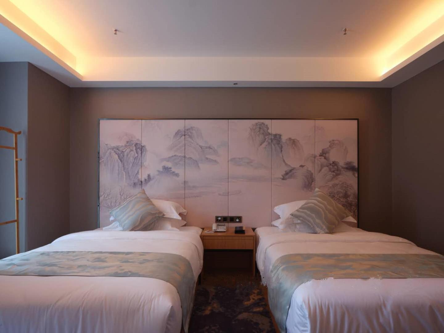 Baian Art Hotel Luzhou