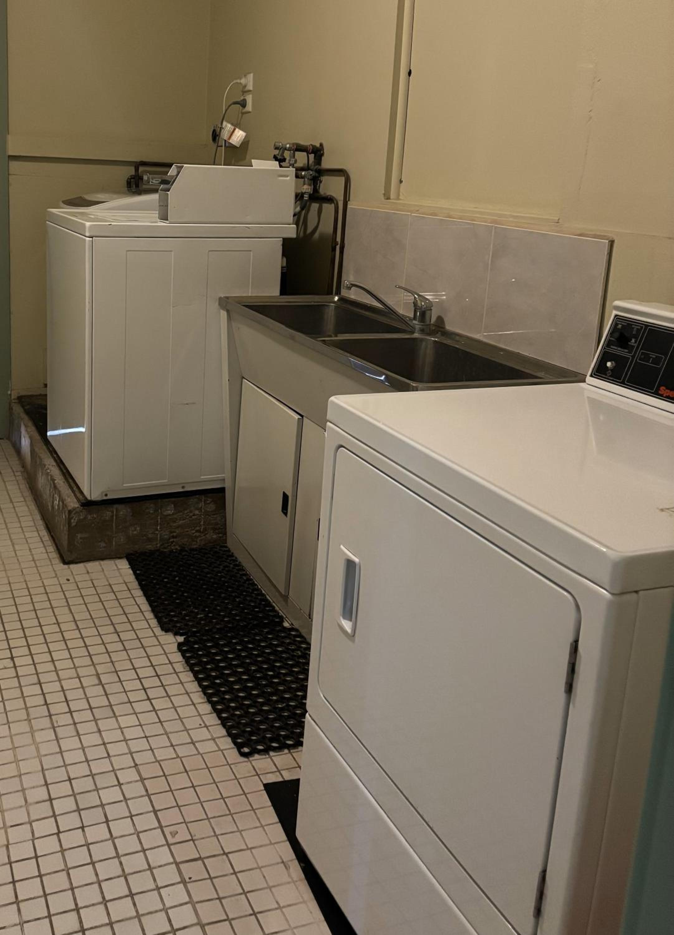 Broken Hill Tourist Lodge