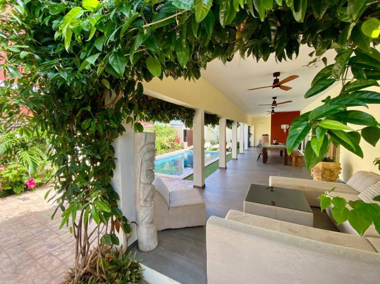 Modern 4BR Villa with Private Pool walk to Palm Beach