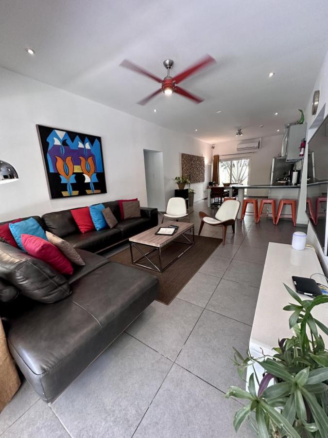 Modern 4BR Villa with Private Pool walk to Palm Beach