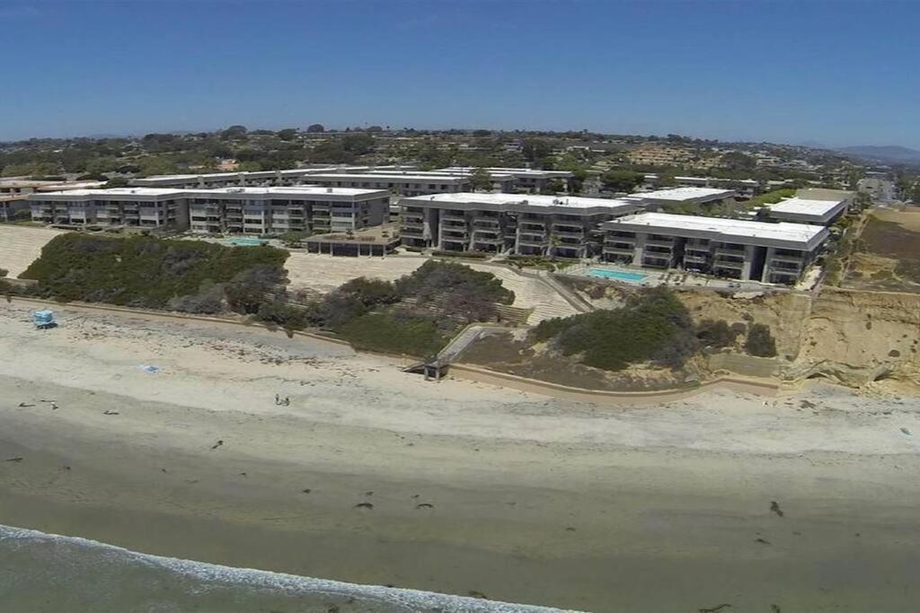 Beachfront Luxury Escape AC Tesla charger - Property Image 7