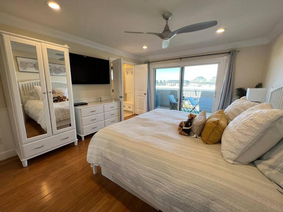 Beachfront Luxury Escape AC Tesla charger - Property Image 24