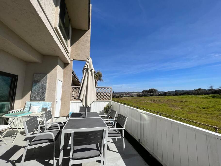 Beachfront Luxury Escape AC  Tesla charger - Property Image 10