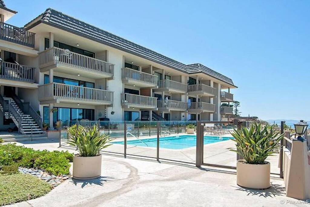 Beachfront Luxury Escape AC Tesla charger - Property Image 8
