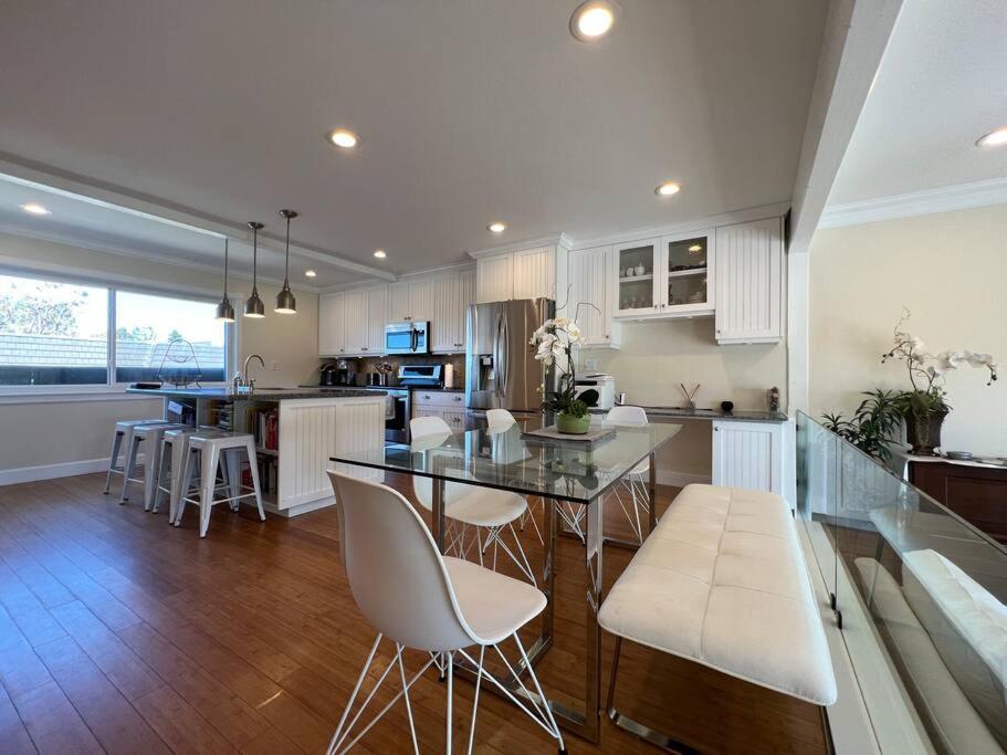 Beachfront Luxury Escape AC Tesla charger - Property Image 30