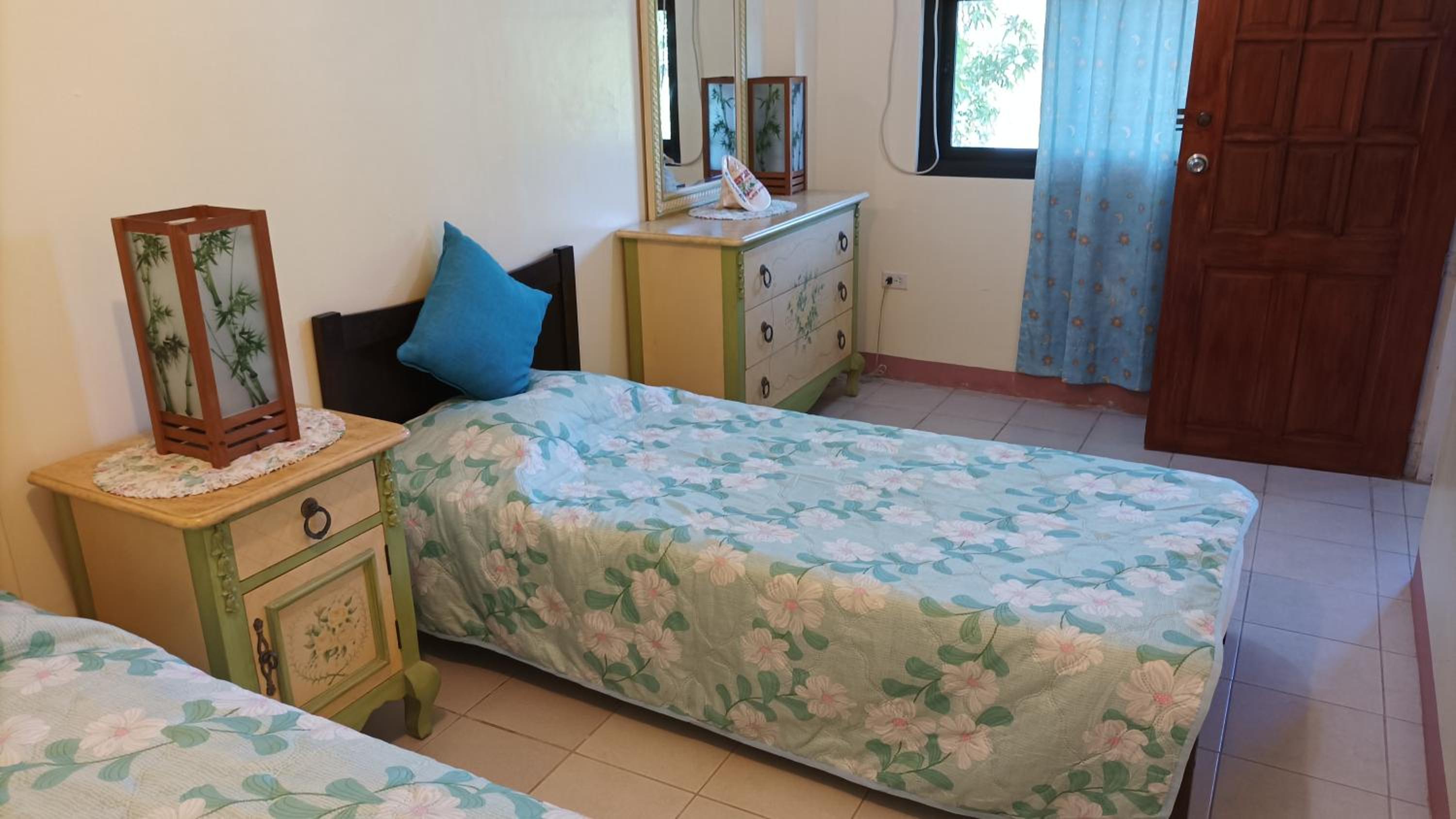 Hundred Islands Guest House and Gardens 1