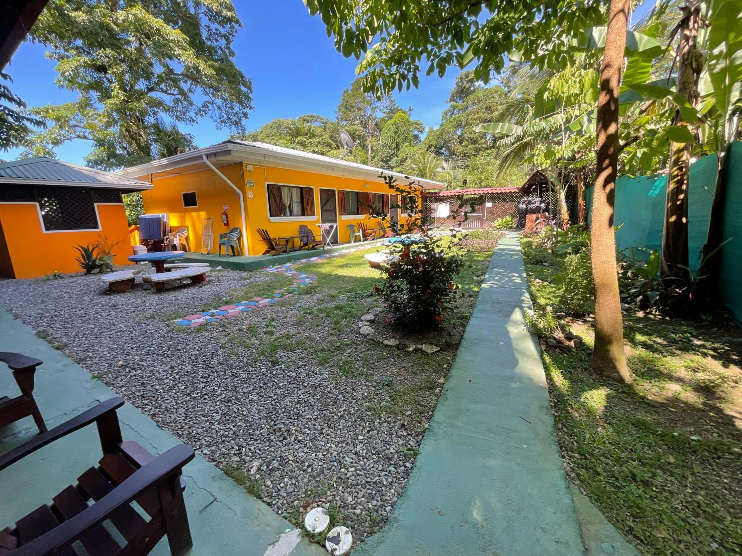 Las Casitas de Playa Ne gra view 2