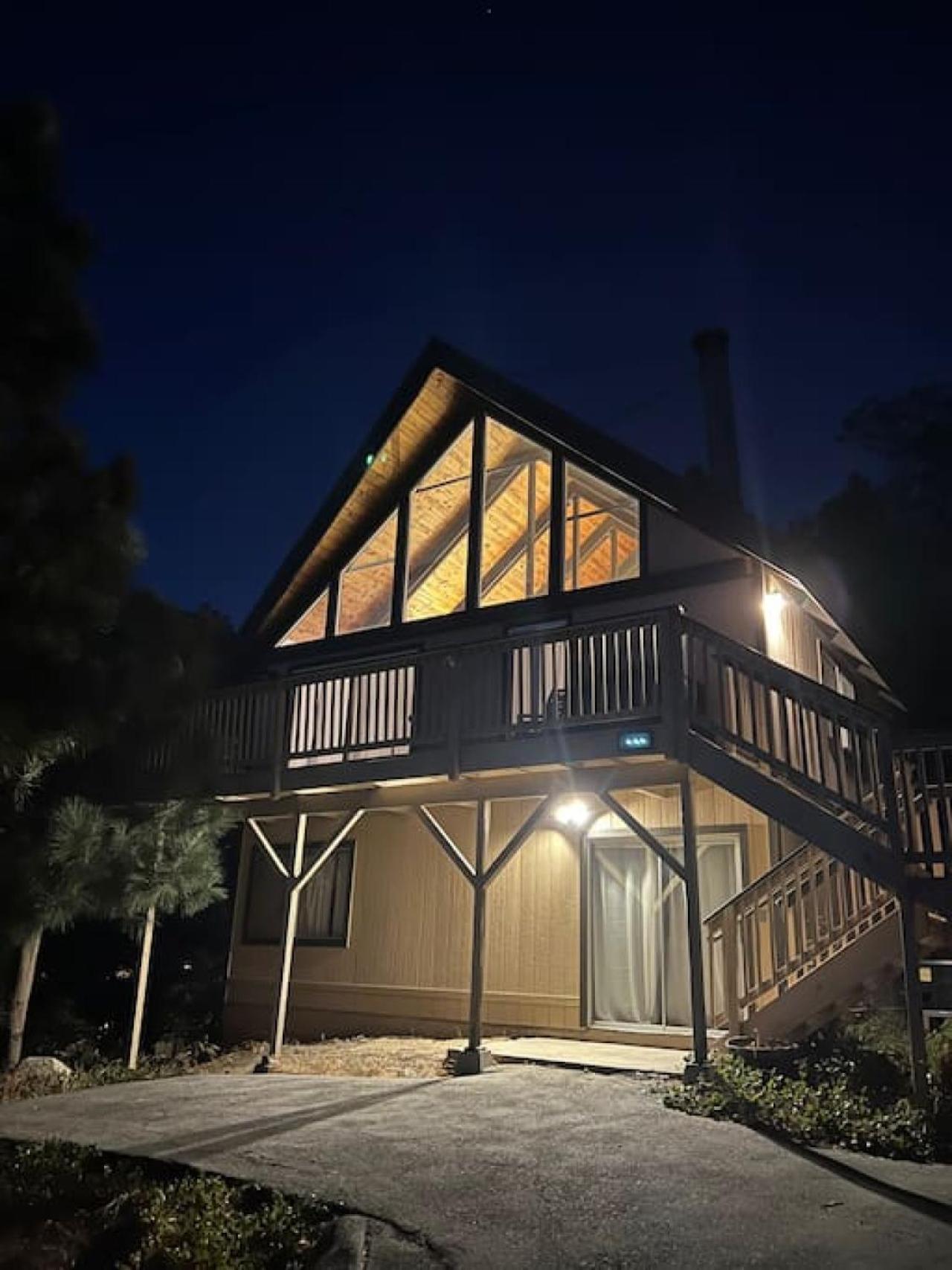 EV level 2, Pets Welcome at Sunset Ridge