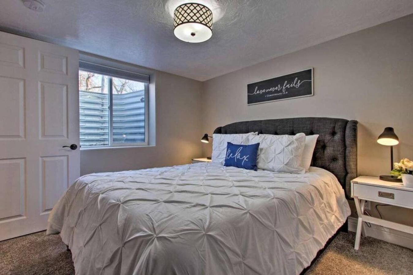 Luxury Great Falls Retreat | Hot Tub | W & R