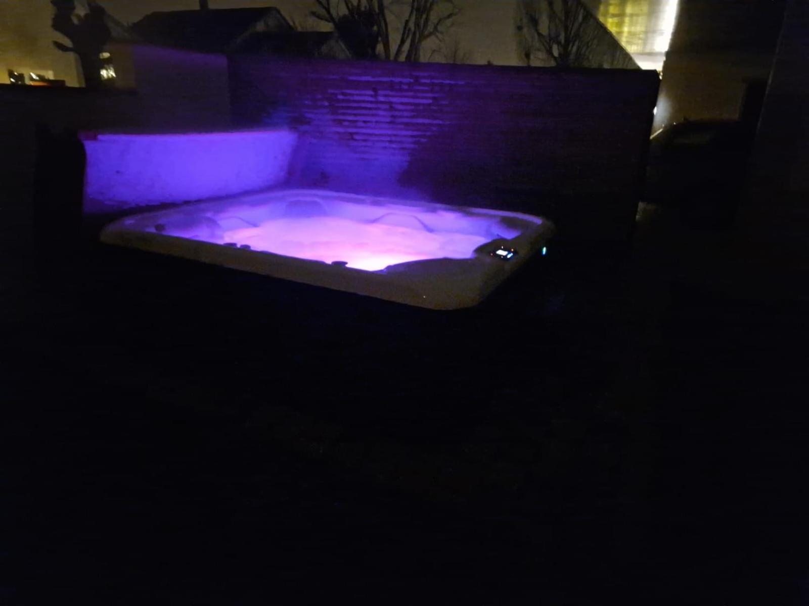 Ferienhaus 80er Liebe mit Whirlpool