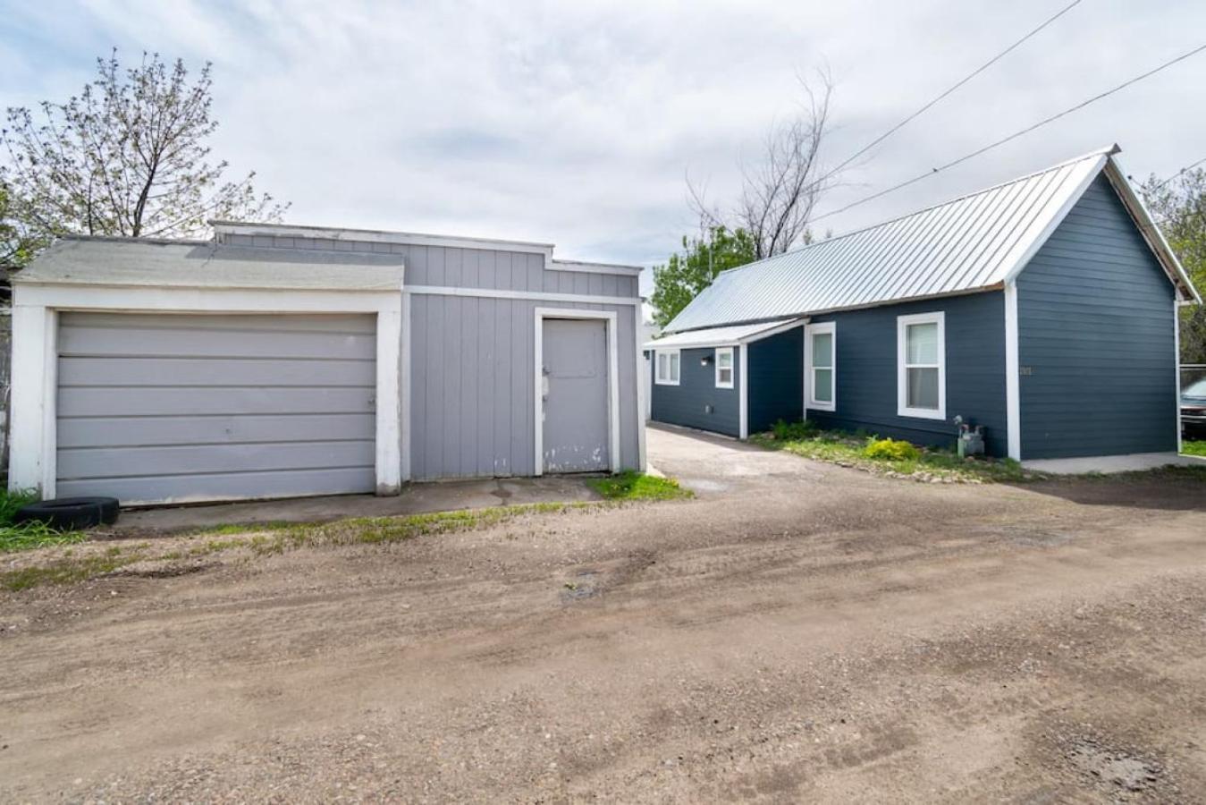 Cozy Montana Retreat | Central Location | W & R view 4