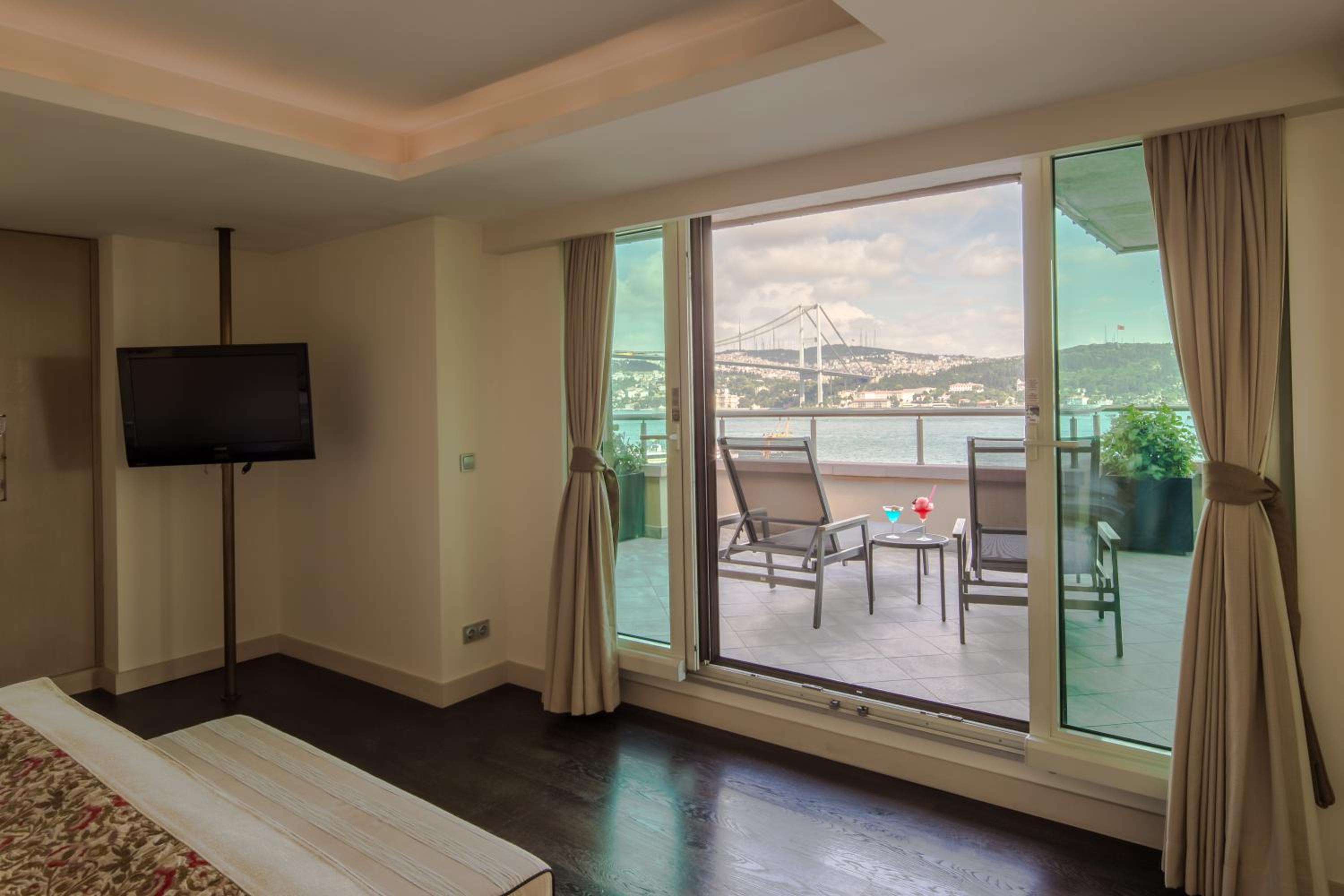 Radisson Blu Bosphorus Hotel - Image 49