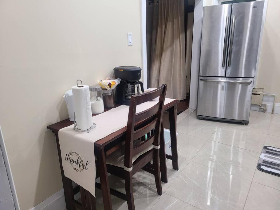 3 BR House in Toronto Downtown