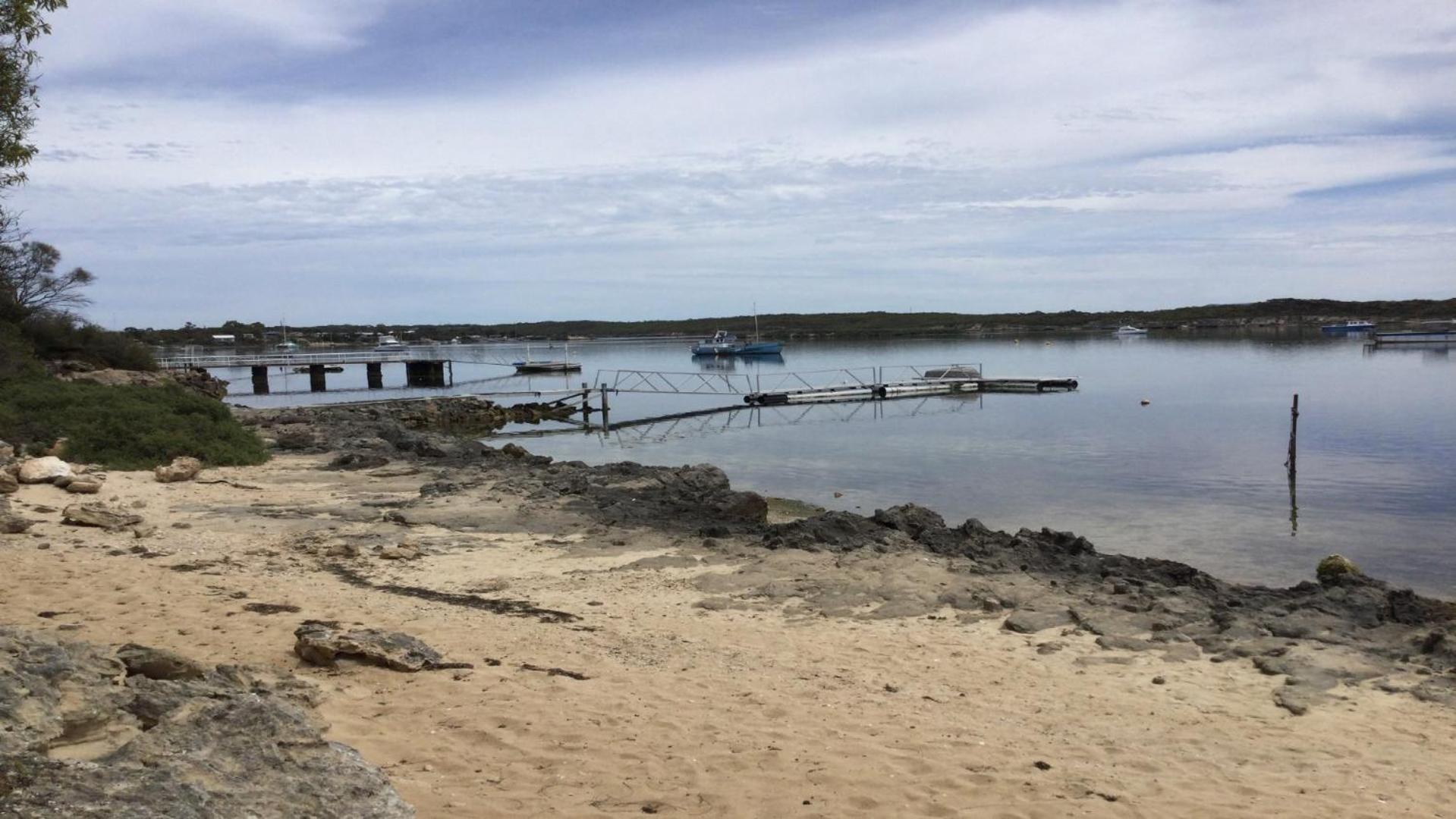 Rest A Shore Coffin Bay