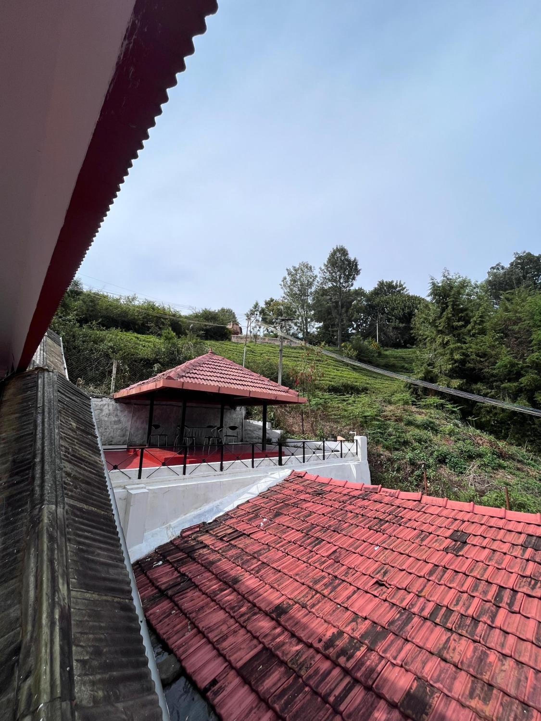 Orchid Valley Cottage by Lexstays view 5