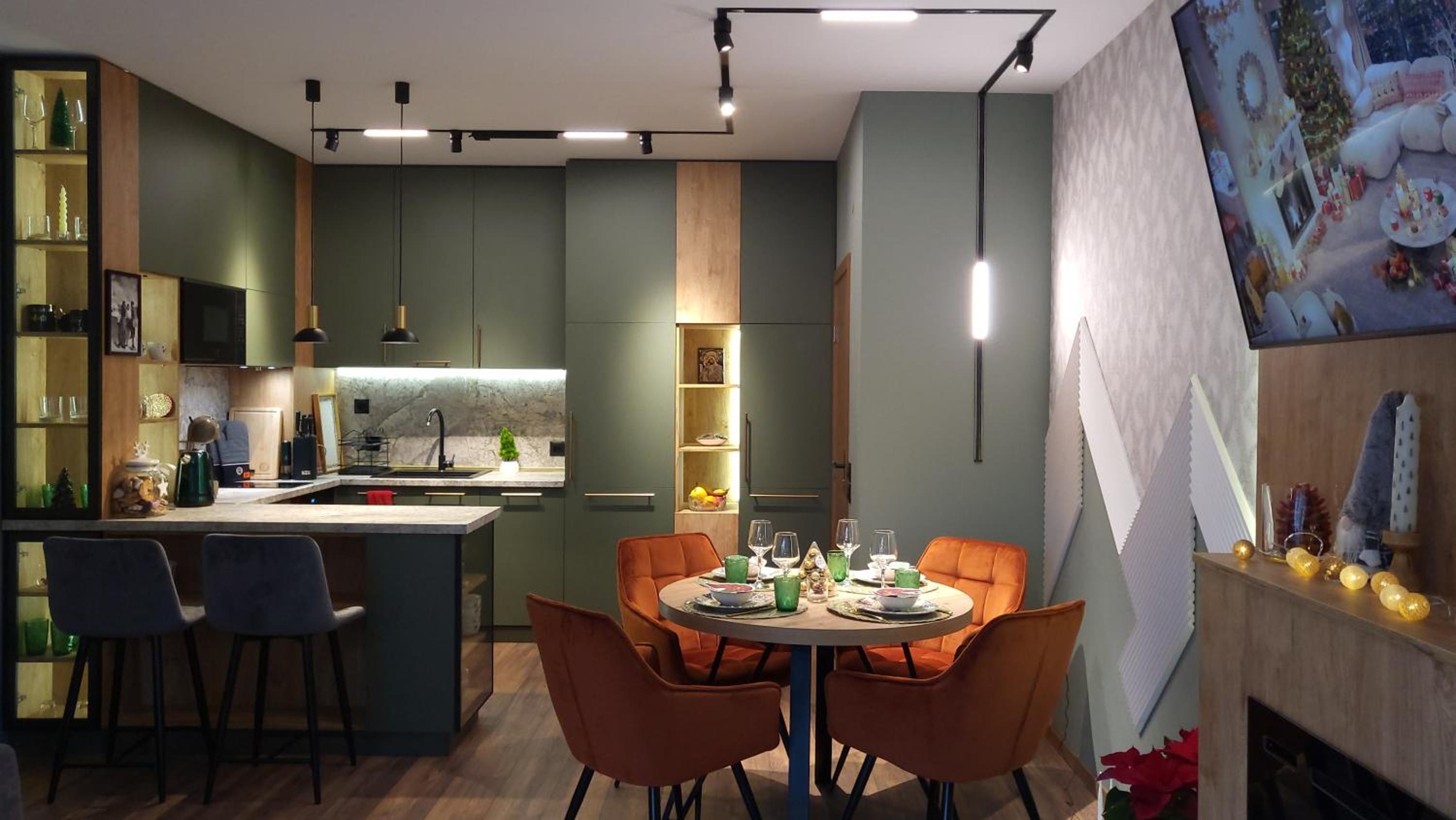 Pinewood ANG premium luxurious apartment 15