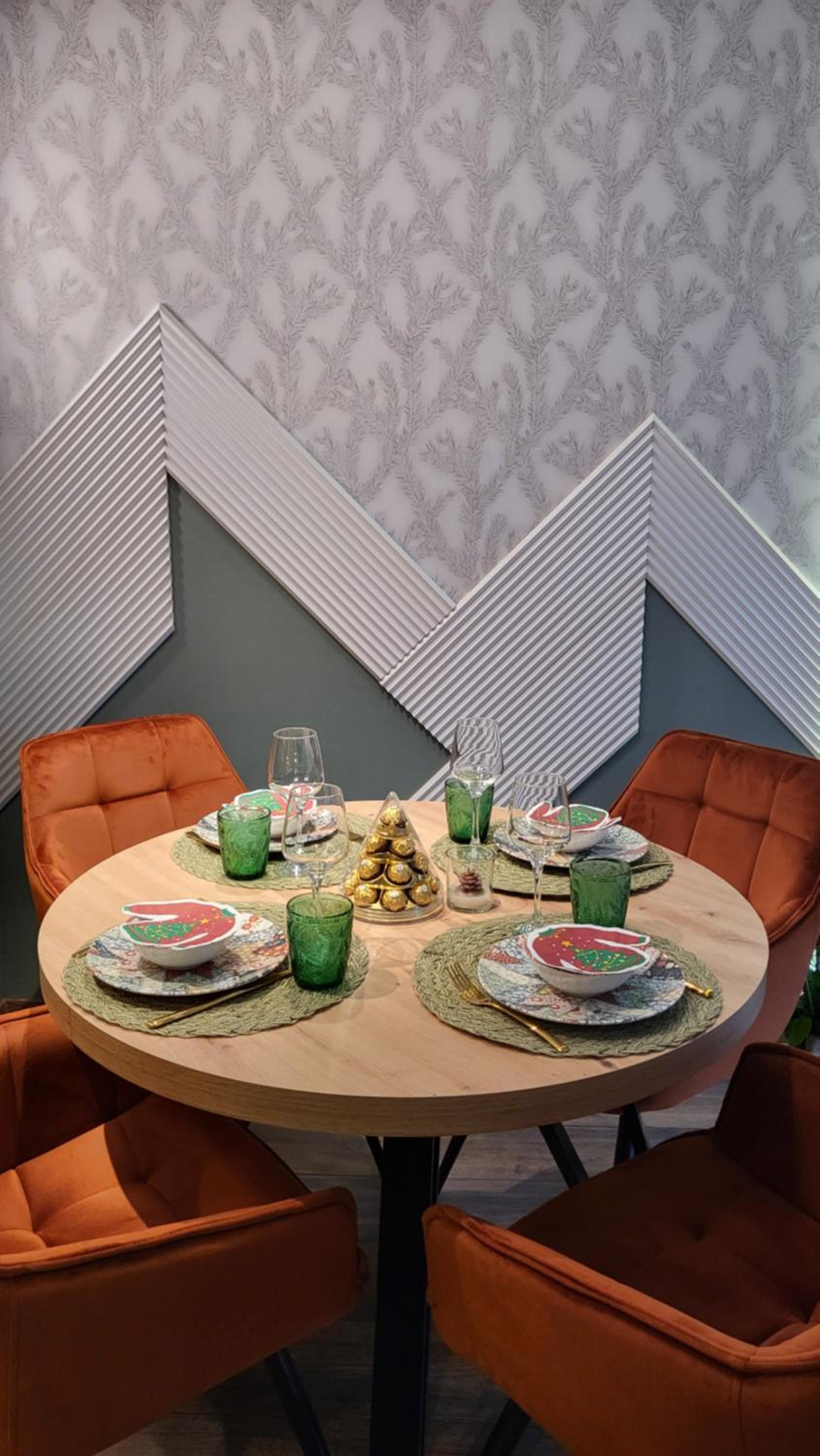 Pinewood ANG premium luxurious apartment 15