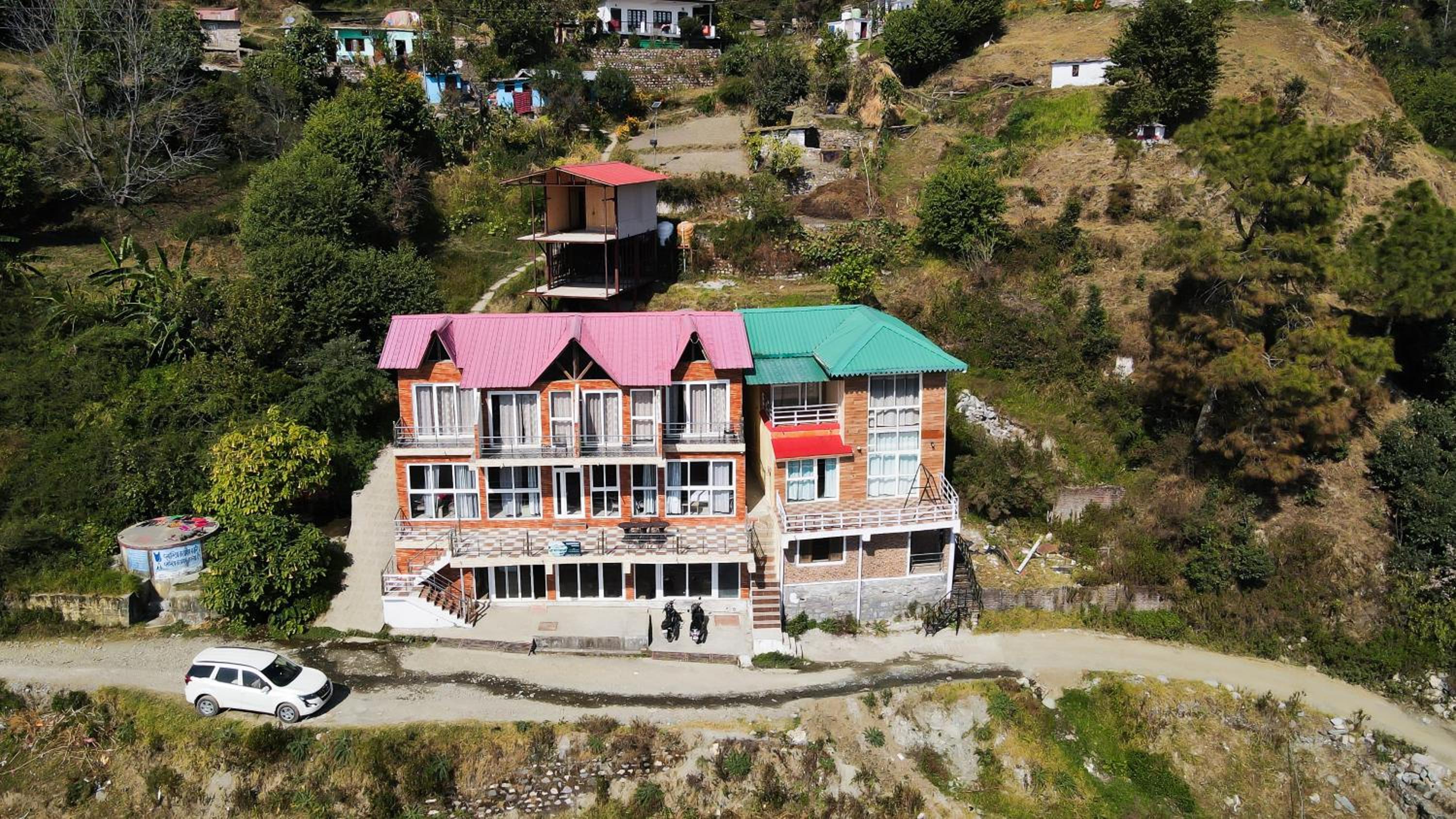Shree Paras midnight Homestay