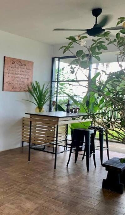 KK Sunset Villa- Full Sunset Balcony, Mosquito Free, 4K TVs, 5G WIFI and more! view 3