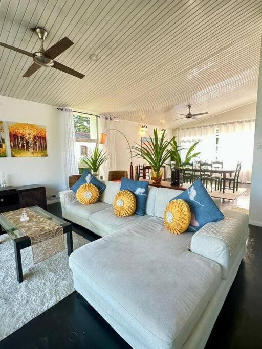 KK Sunset Villa- Full Sunset Balcony, Mosquito Free, 4K TVs, 5G WIFI and more! view 5