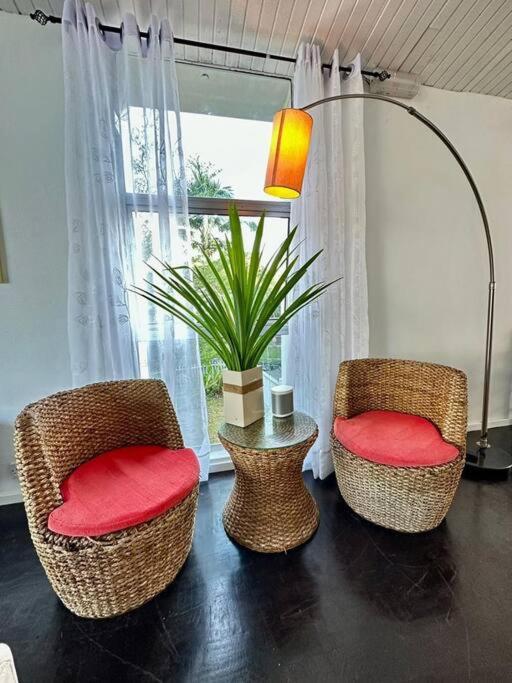 KK Sunset Villa- Full Sunset Balcony, Mosquito Free, 4K TVs, 5G WIFI and more! photo 2