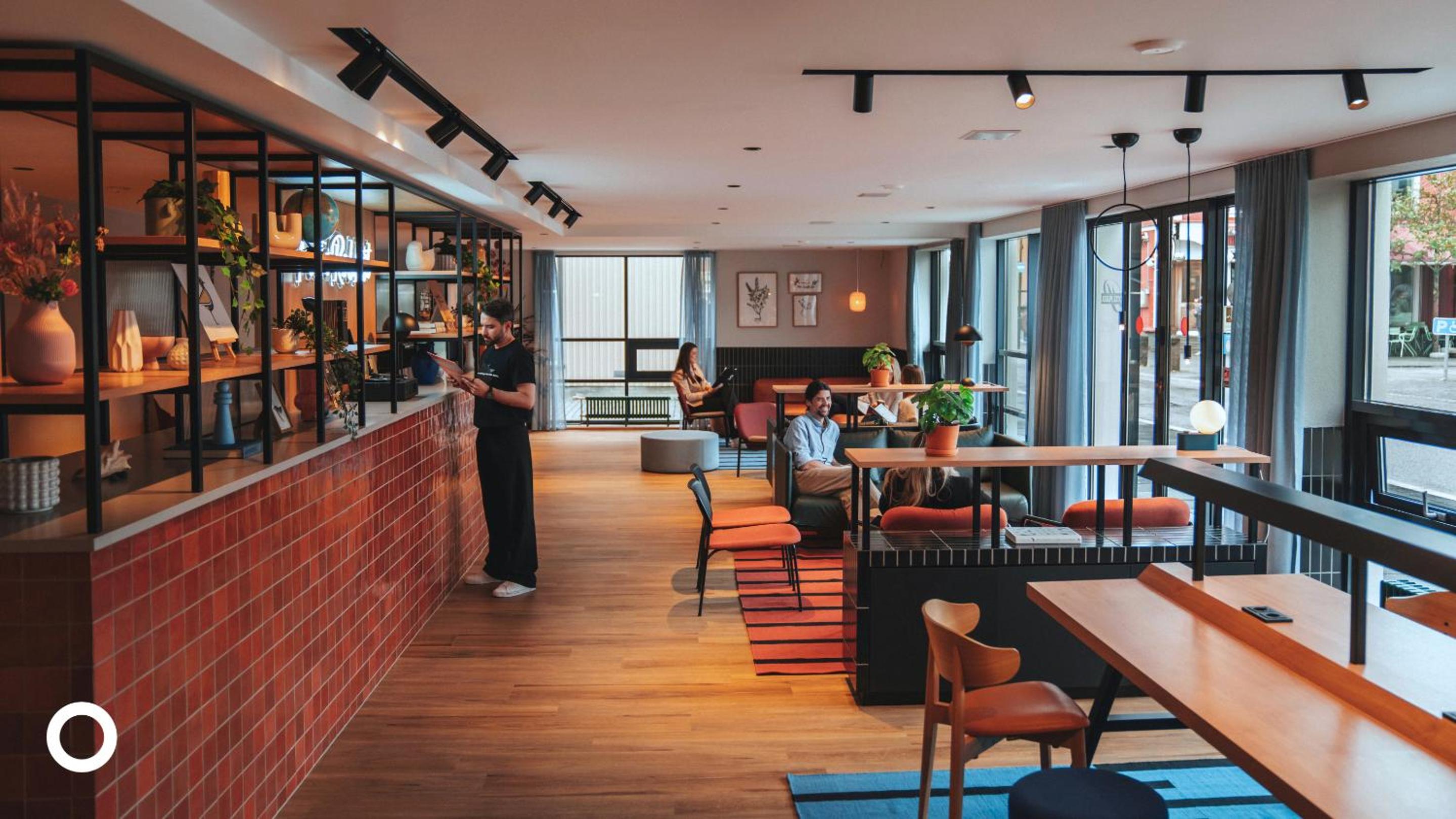 Center Hotels Plaza 17