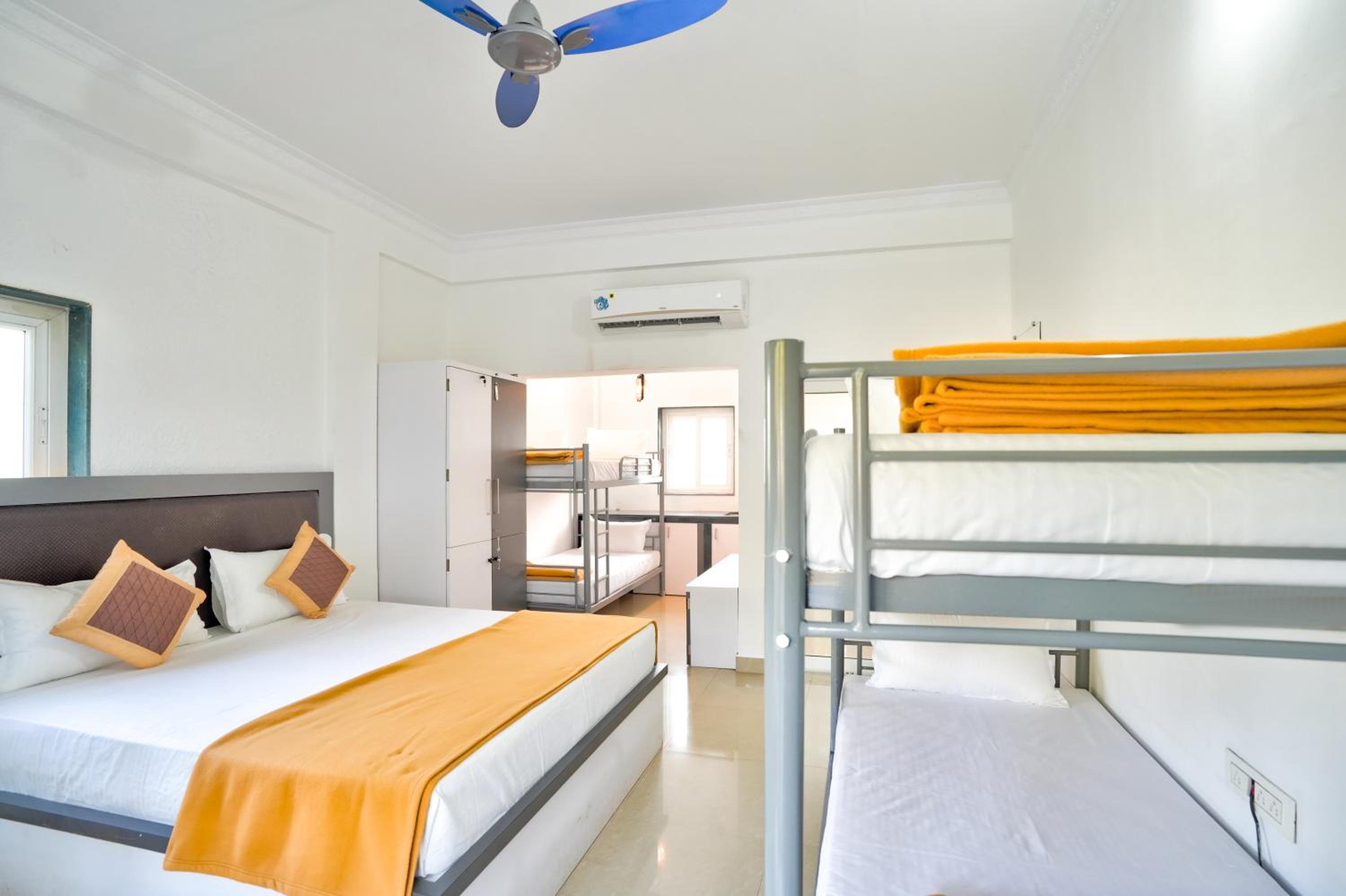 Del Hostel