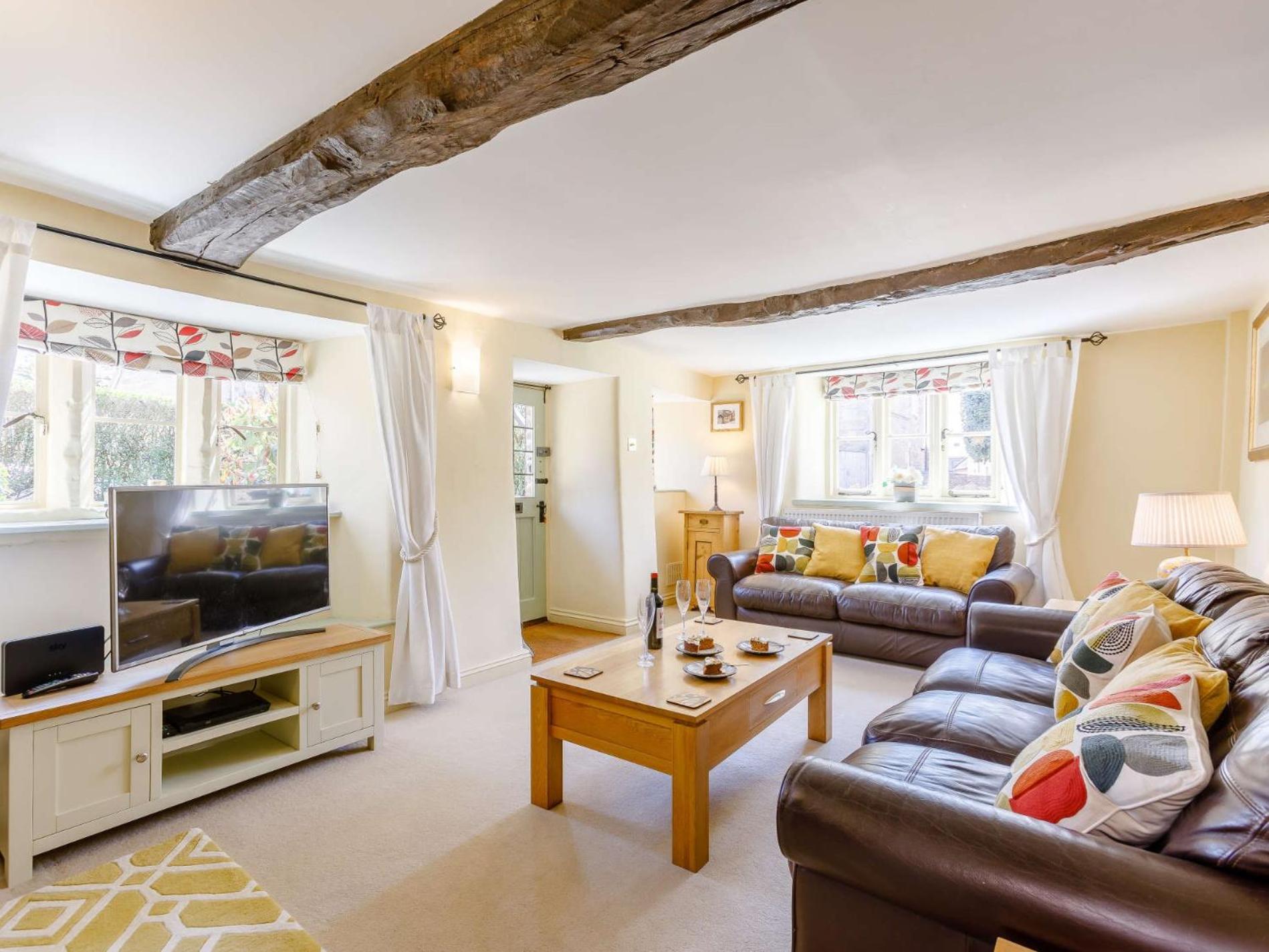 3 Bed in Cheltenham oc-ptree view 2
