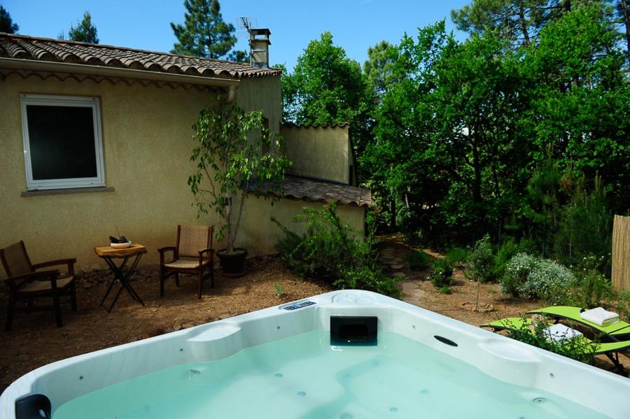 Clos du Veyrier view 5