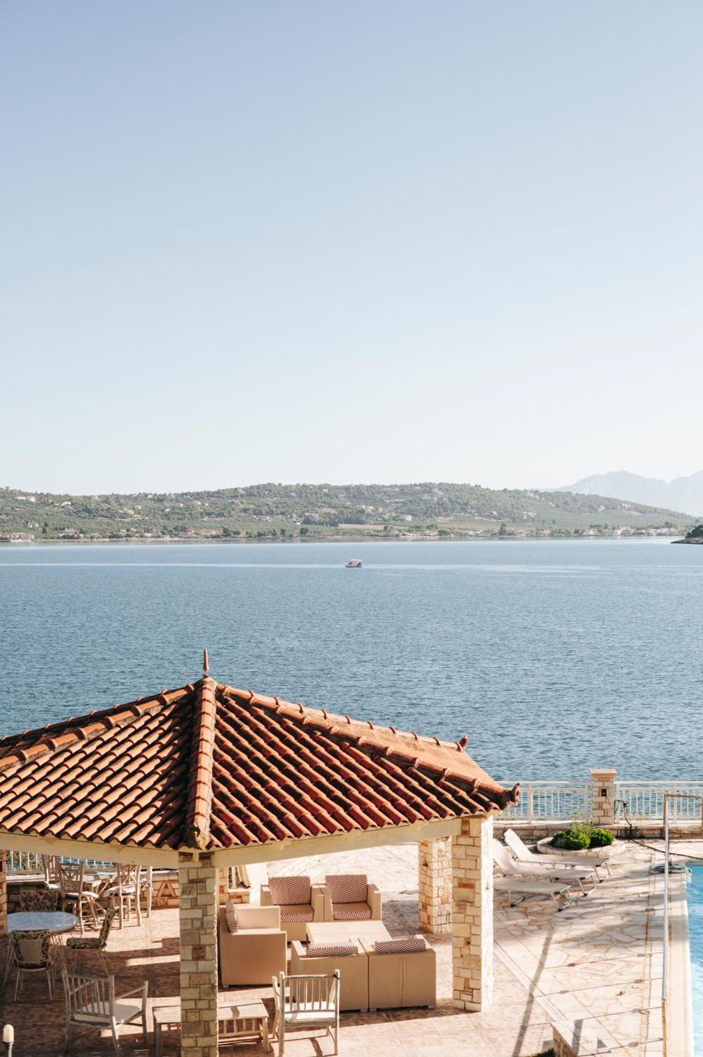Theologos House