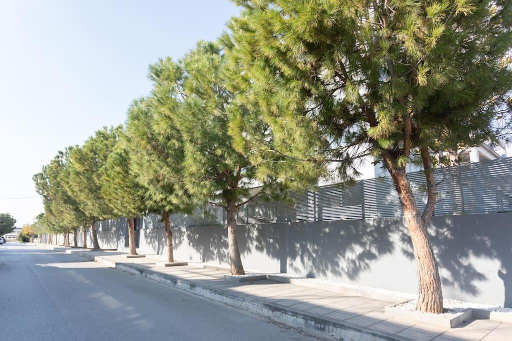 3 Bed luxury apartment with pool in Glyfada