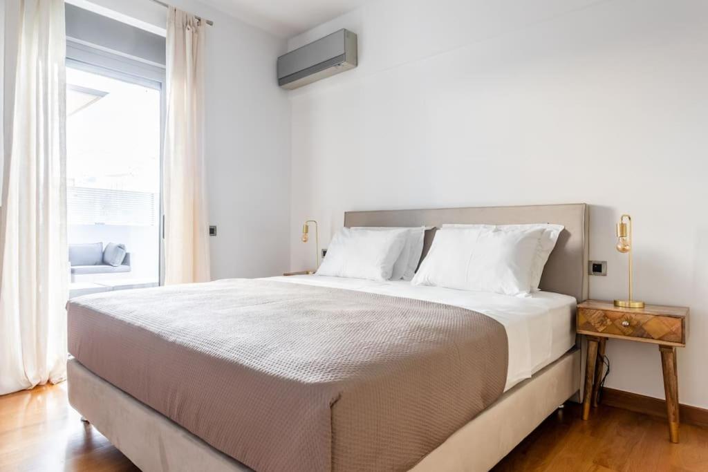 3 Bed luxury apartment with pool in Glyfada