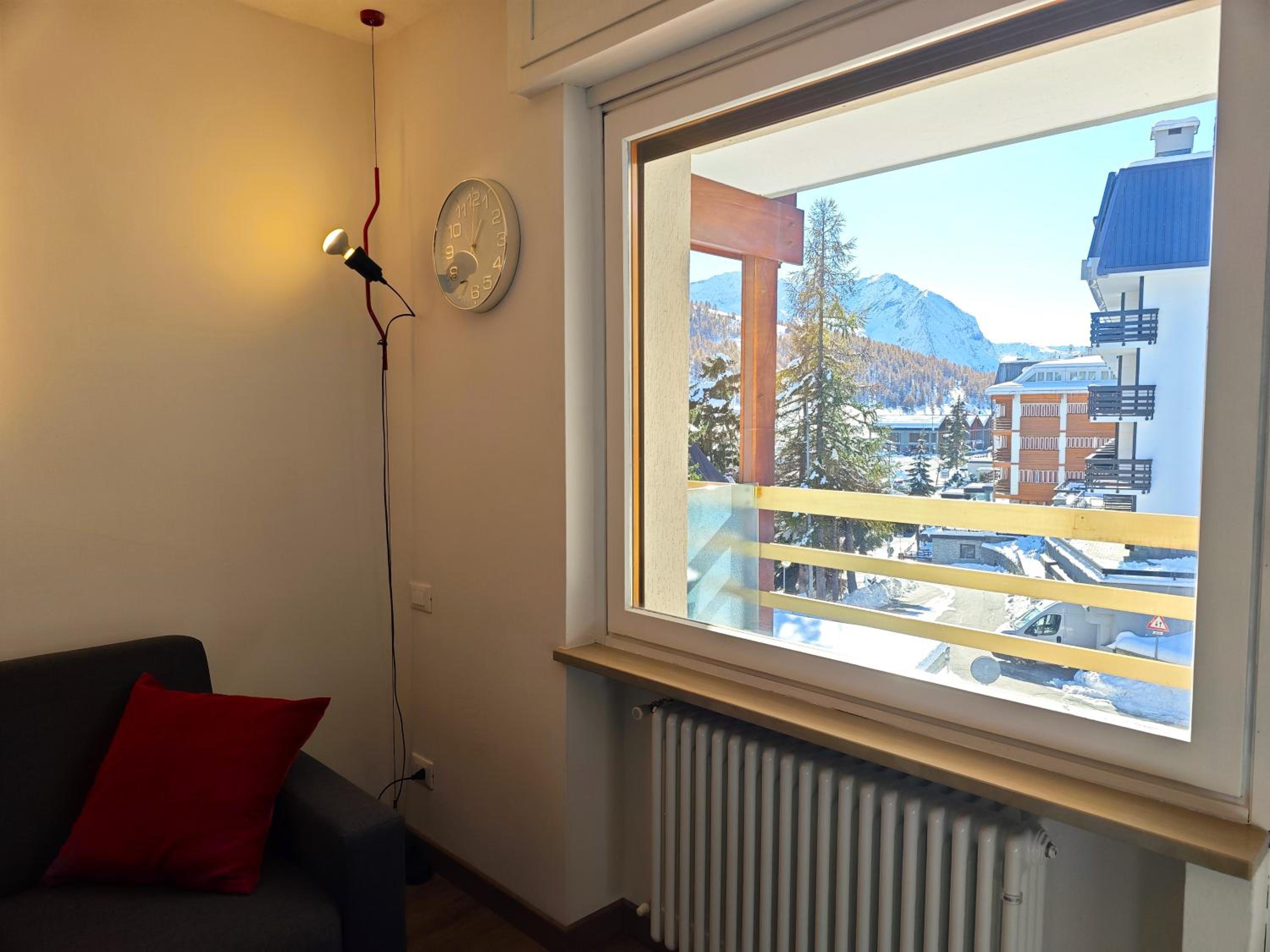 Hostdomus - Bianca Suite view 4