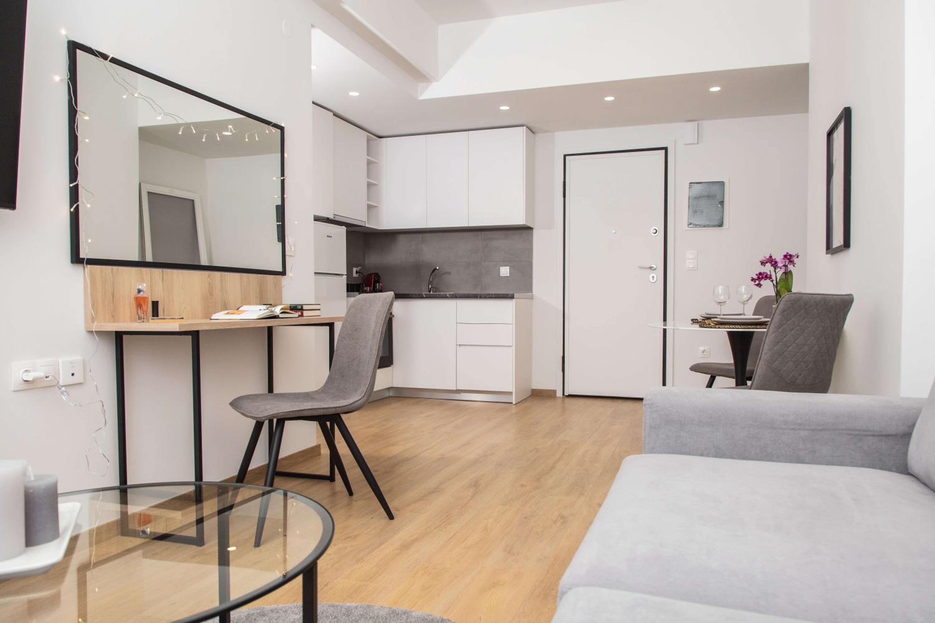 Zeus Executive Suites