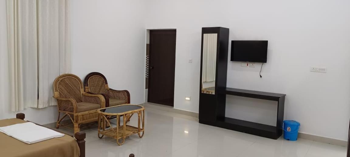 Athreya Living - Sneham Couple suite view 2