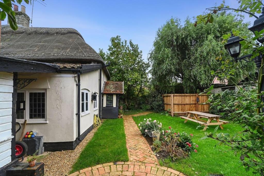 Micawber Cottage, Rattlesden view 4