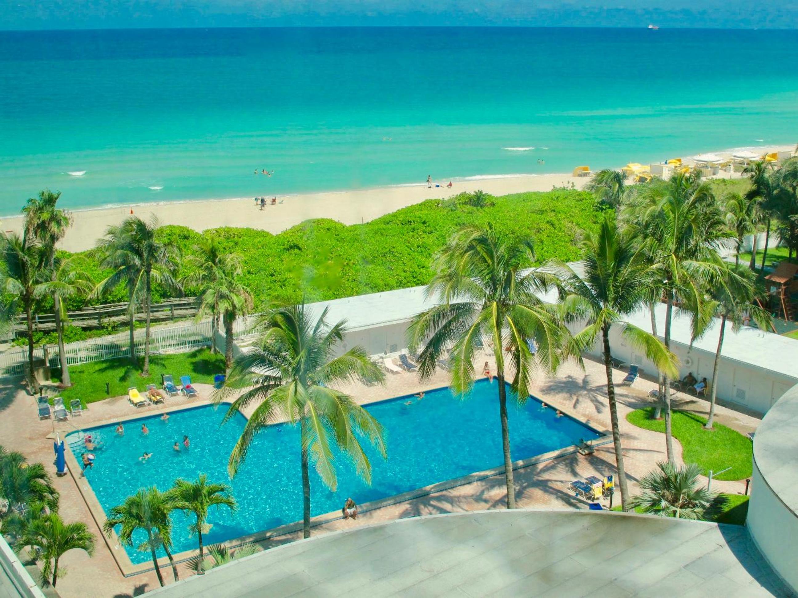 2 beds - Beachfront, Pool & Ocean Access view 5
