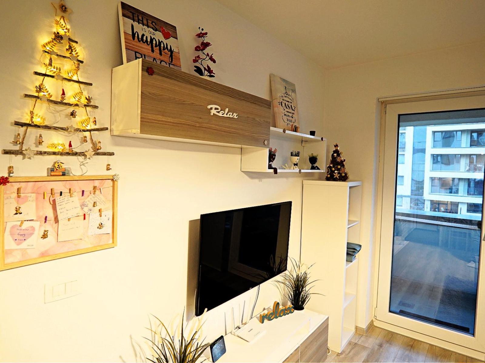 Relaxing Coresi Mall studio free parking