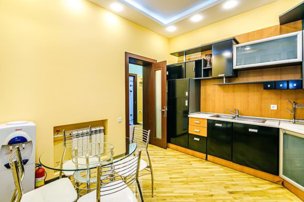 Apartment Adidas