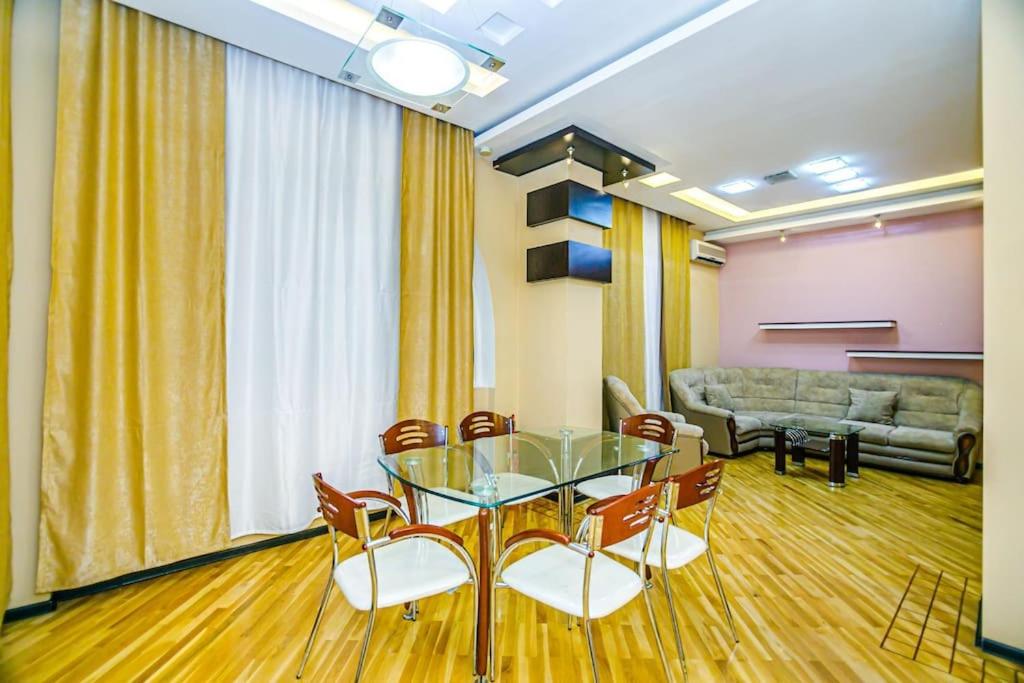 Apartment Adidas
