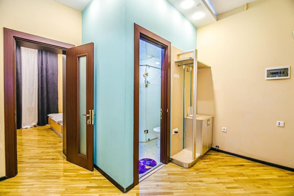 Apartment Adidas