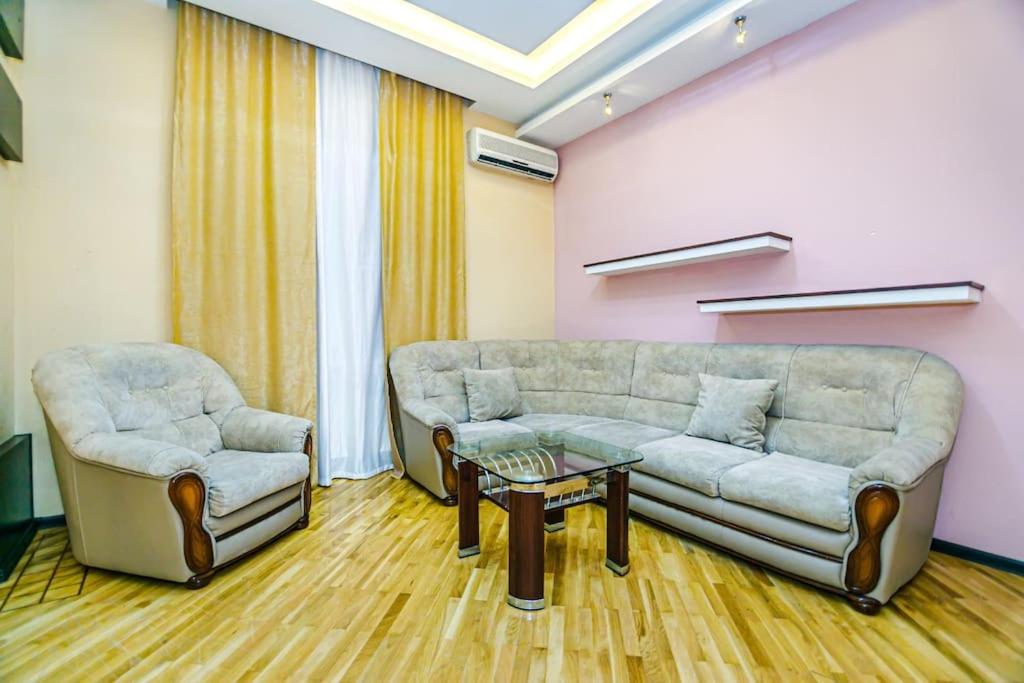 Apartment Adidas