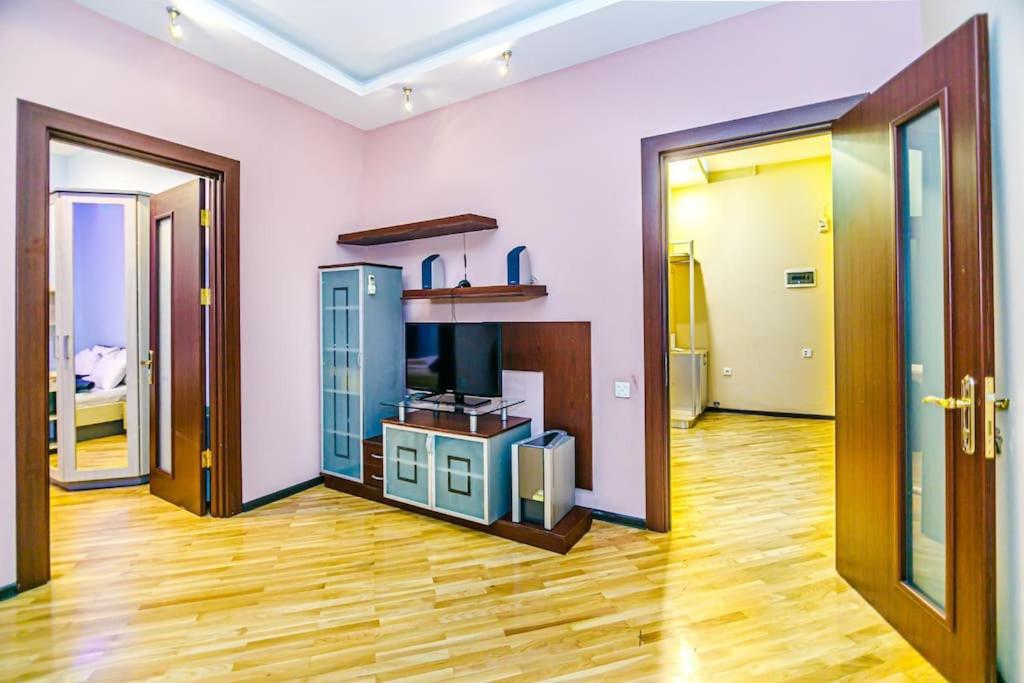 Apartment Adidas