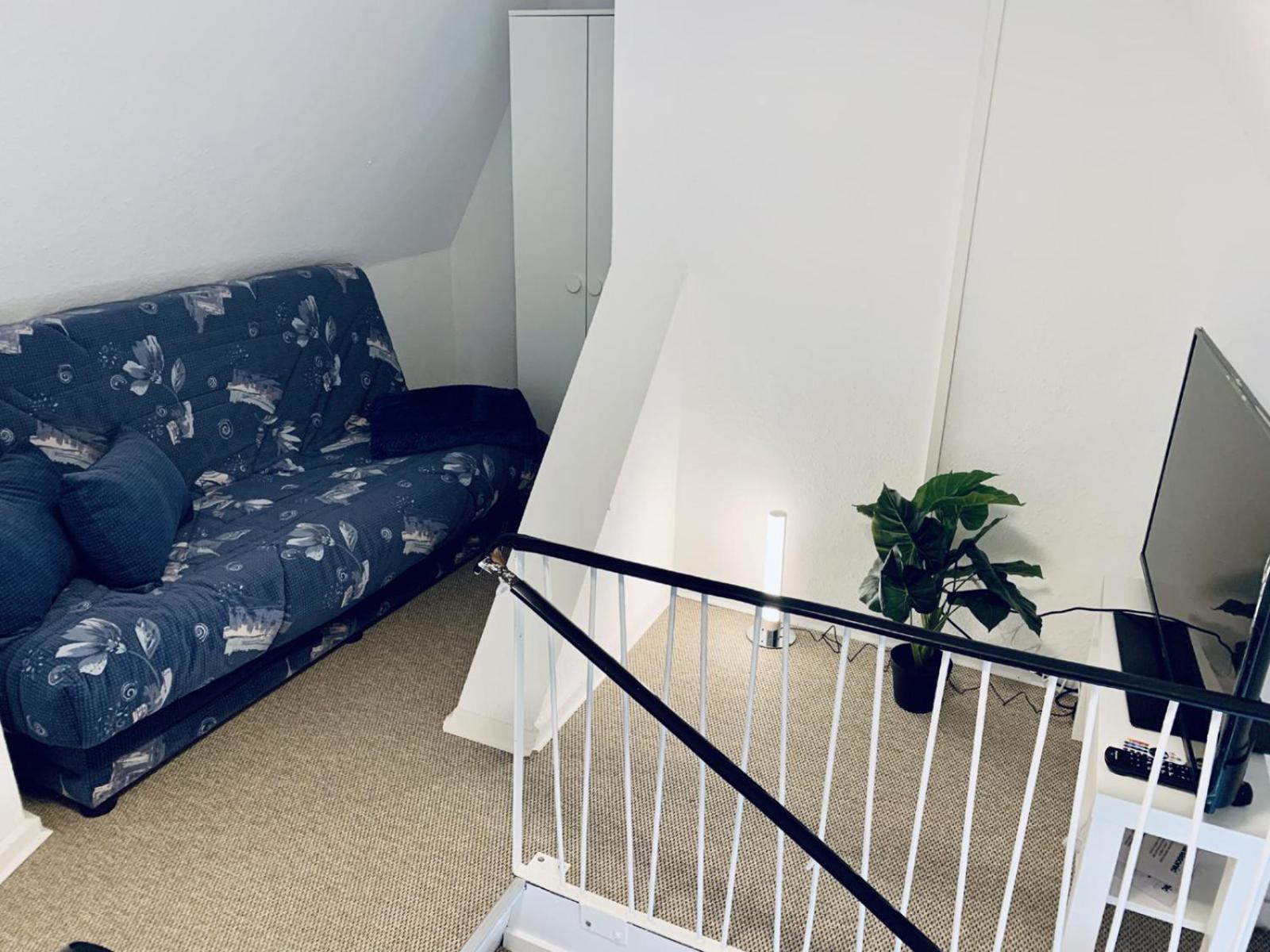 Kapitäns Hus 2 mit Infrarotsauna und großem Garten 700m zum Strand