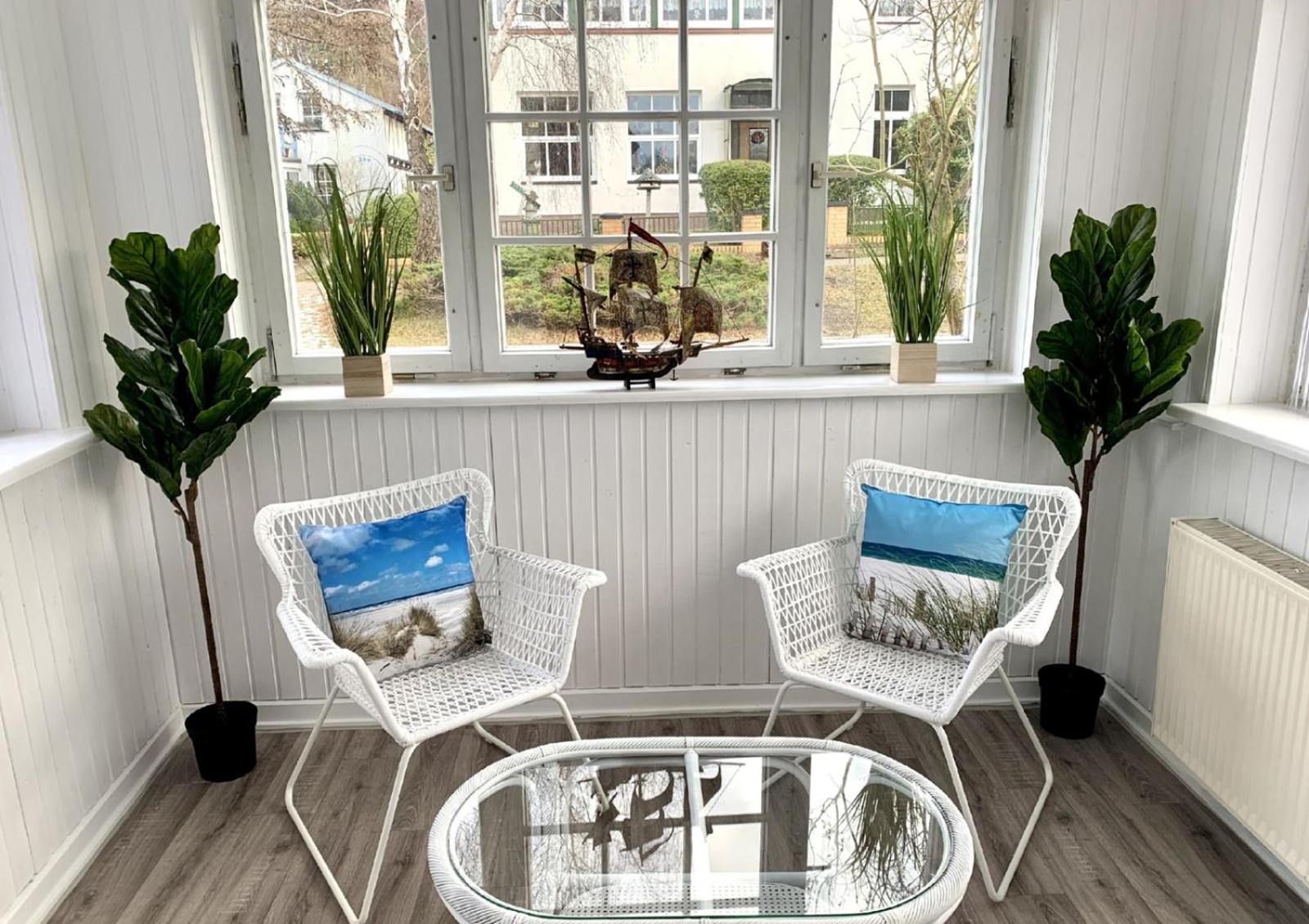 Kapitäns Hus 2 mit Infrarotsauna und großem Garten 700m zum Strand
