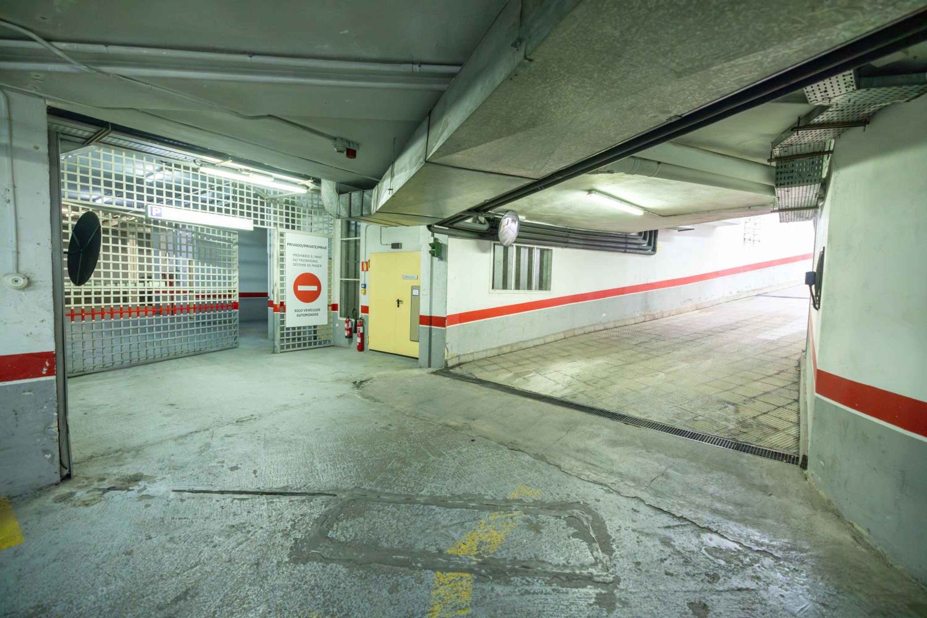 Atuaire Home La Merced en el centro histórico de Burgos PARKING INCLUIDO